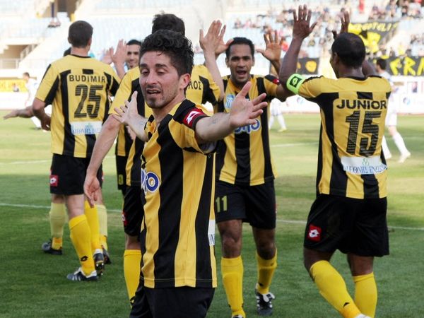 «Διπλό» και ξεμπέρδεψε