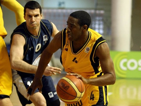 Καστλ: «Ευχαριστώ τον κόσμο»