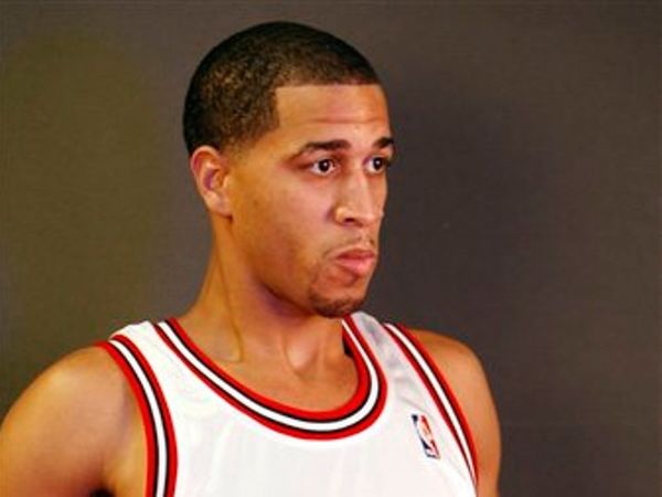 Προ των πυλών