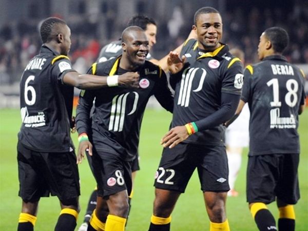 Ανατροπή τίτλου για Λιλ 