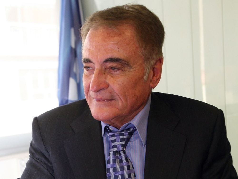 Στα αποδυτήρια ο Γιδόπουλος