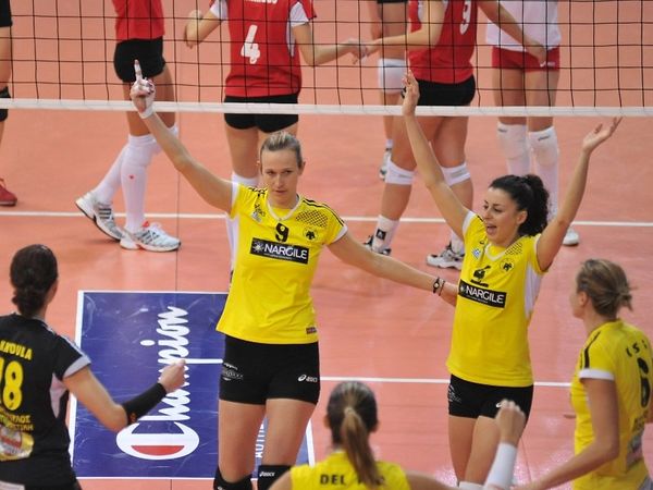 «Χωρίς πλαστές προσκλήσεις»