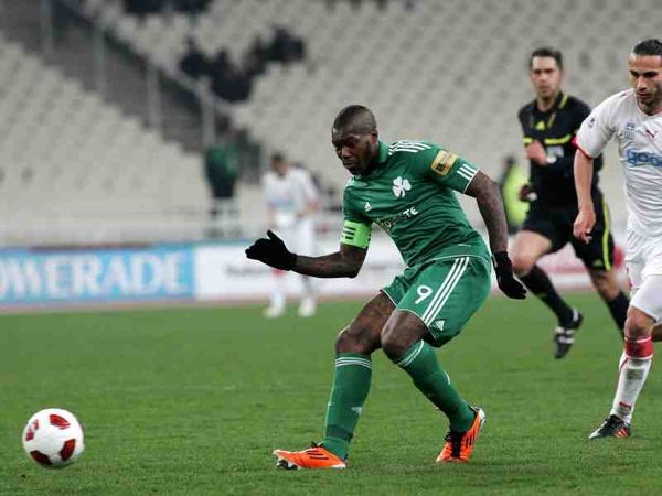 Στην πρώτη εξάδα