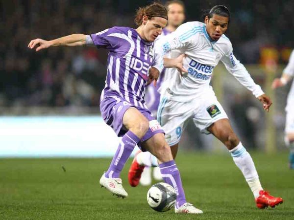 Επιμένουν για Τσέτο