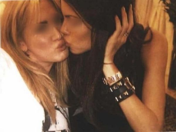 Το πάρτι του Μπερλουσκόνι! (pics)