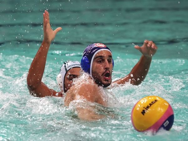 Στον ημιτελικό οι «αιώνιοι»