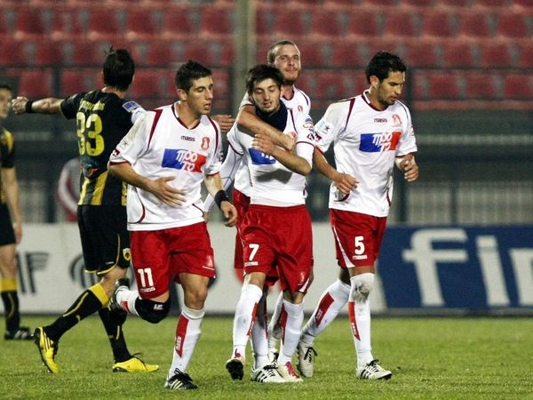  «Τσεκάρει» Νιγηριανό επιθετικό 