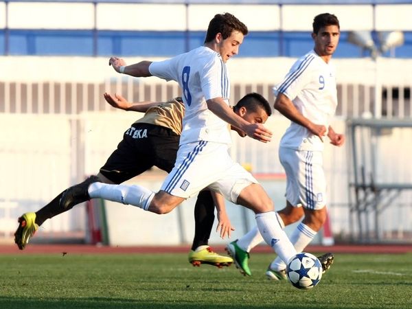 Φιλική ήττα από Ελπίδες