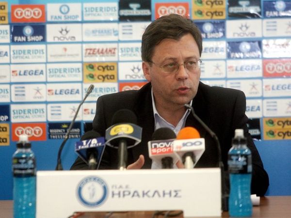 «Θα πάρουμε την άδεια»