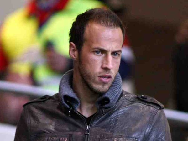 Δεν επιβεβαιώνουν για Μόρα