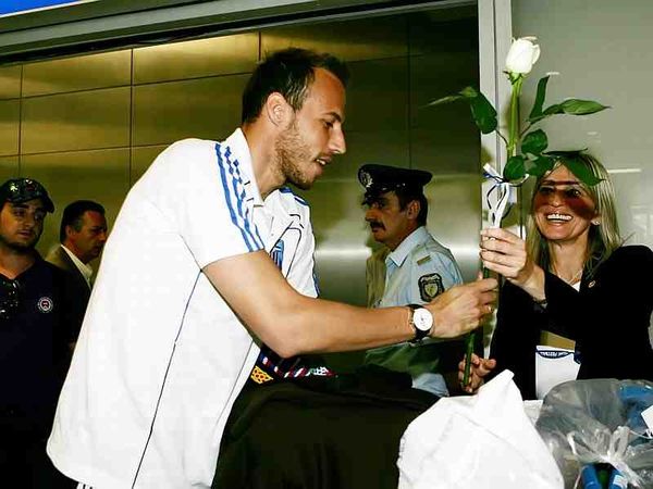 Κατηγορηματική διάψευση