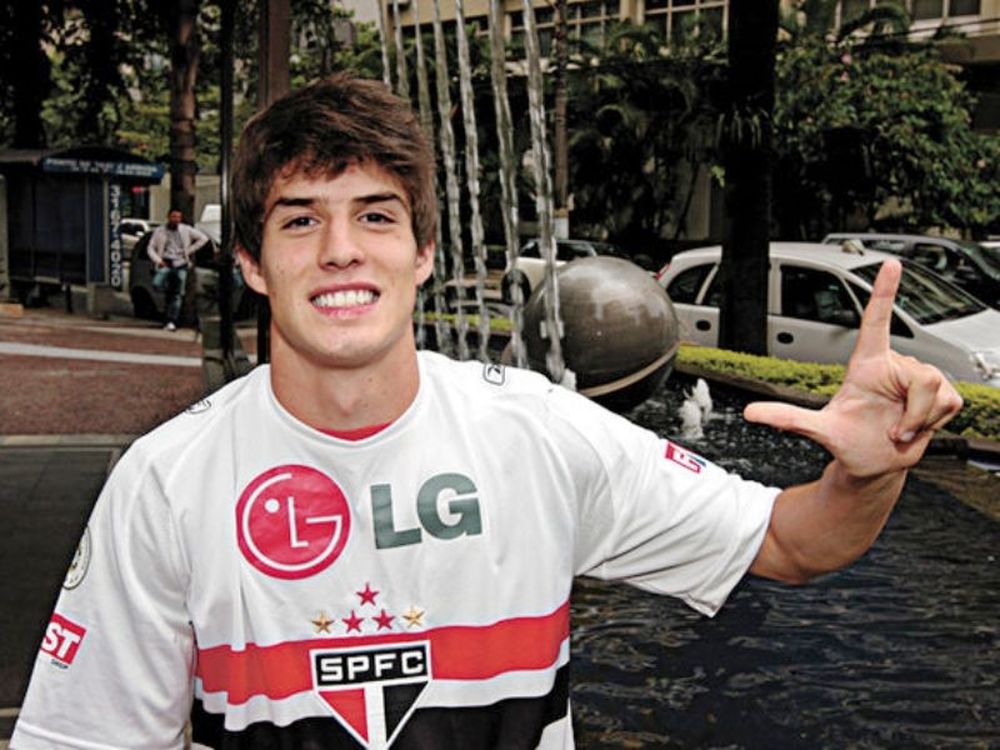 Ανακοίνωσε Πιαζόν 