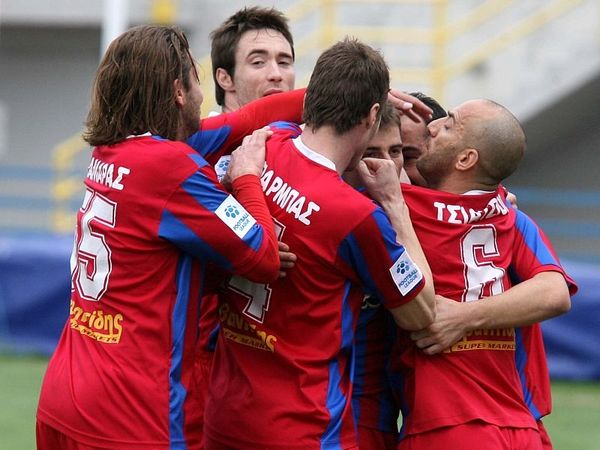 Ελεύθερα οι ακαδημίες