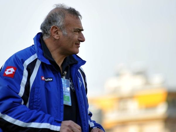 Καταλήγει στην ενδεκάδα