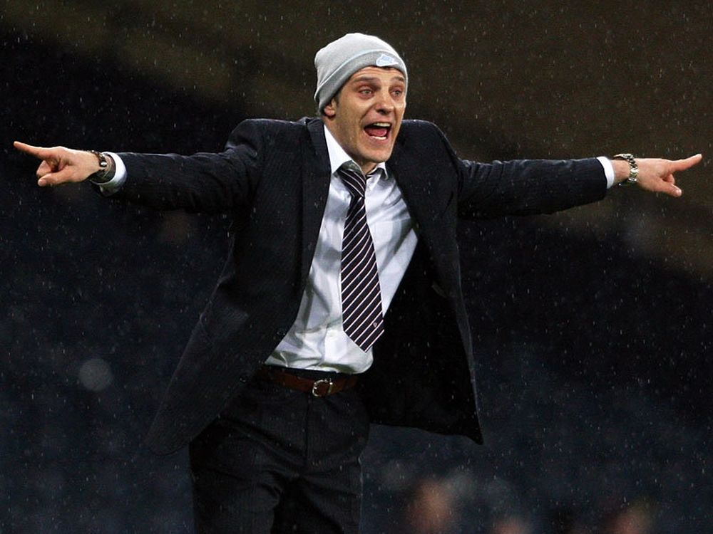 Δεν υπάρχει φιλικό…