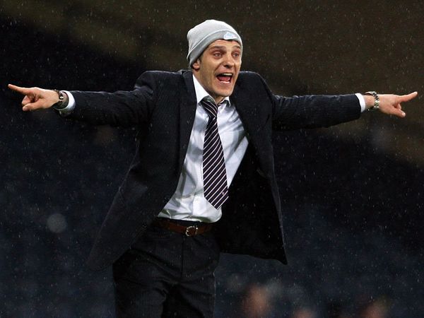 Δεν υπάρχει φιλικό…