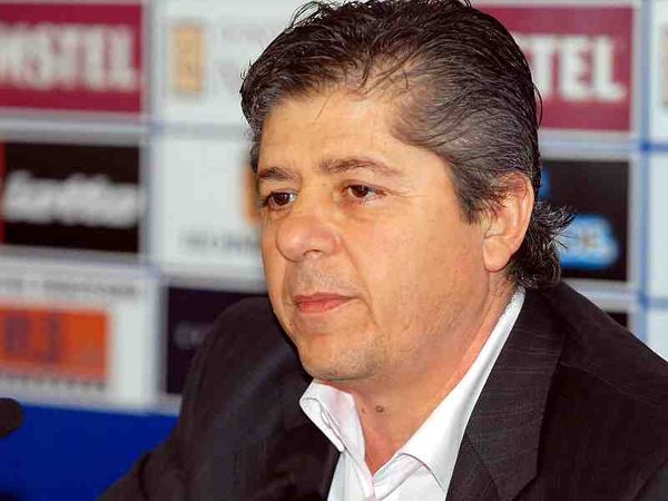 Διαψεύδει ο Καϋμενάκης