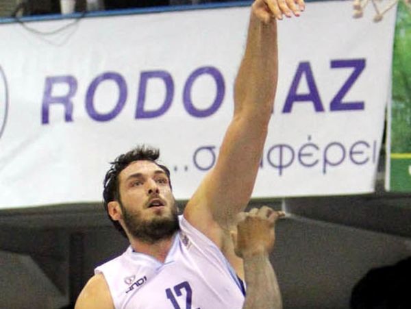 Τρεις οι απόντες