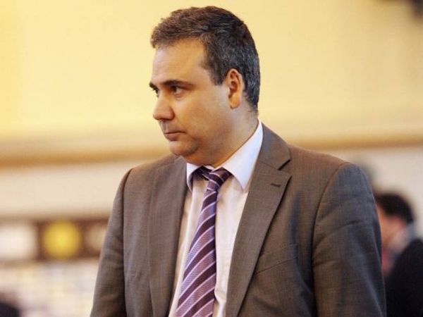 Αναπροσαρμογή πλάνων 