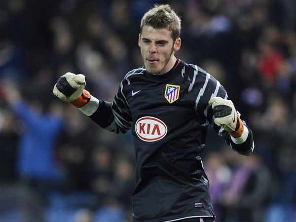 Επαφές με Ντε Χέα