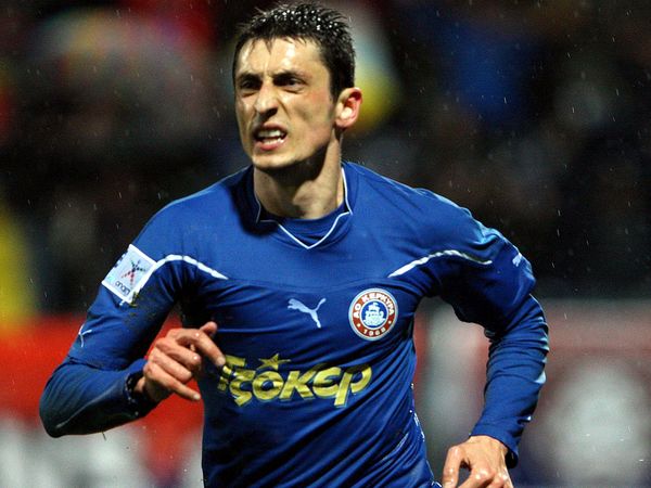 Νοκ αουτ ο Μαζνόφ