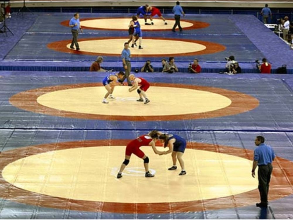 Πέμπτος ο Αρζουμανίδης