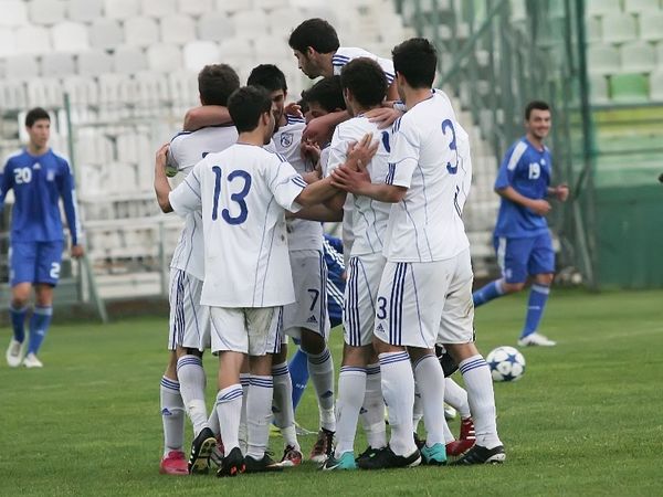 Φιλική νίκη των Nέων (U-18)