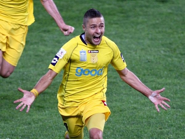 Πλάνα με «Βέρπα»