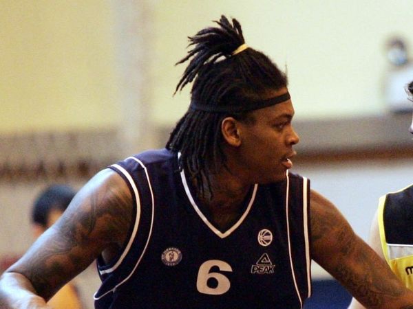 Πάλι απών ο Πάρκερ