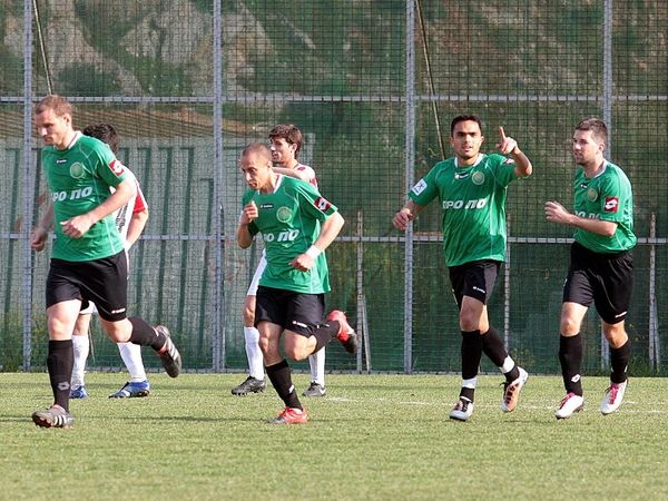 Παίζουν το… κεφάλι τους