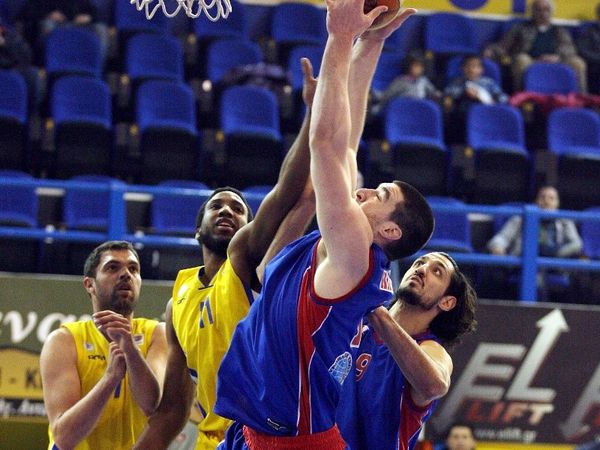 Ίσως αποφύγει το νυστέρι