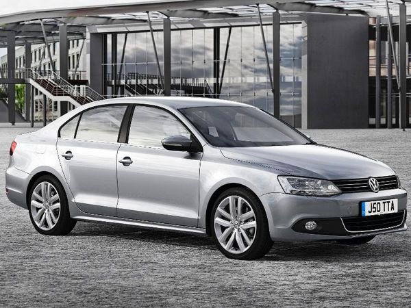 VW Jetta με 19.150 €