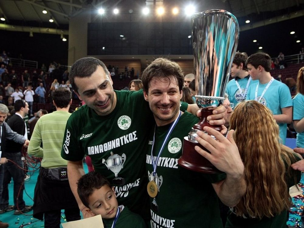 Εξετάζει ασφαλιστικά μέτρα