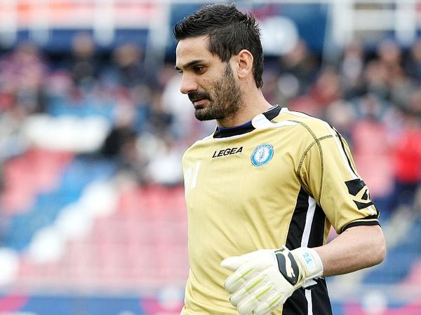 Αμφίβολοι Ελέ, Ζερκά