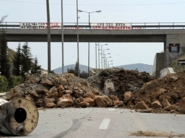 Κλειστή και πάλι η Λαυρίου!