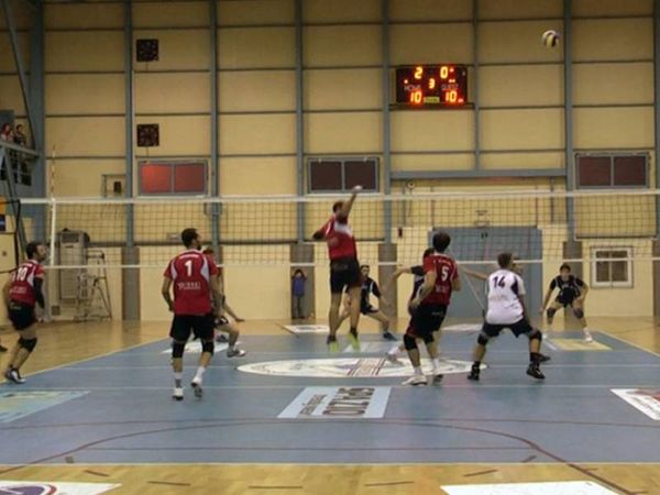 Ξεκαθαρίζει στις τελευταίες θέσεις