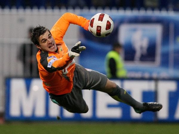 Σεντ Ετιέν καλεί Γιακούποβιτς