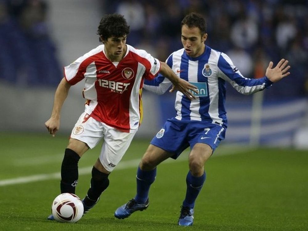 Αγγλικό ενδιαφέρον για Περότι