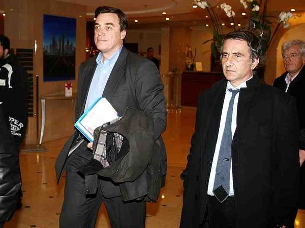 Συνεδριάζει η διοικούσα