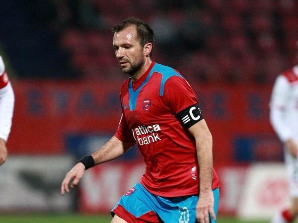 «Να κάνουμε αυτοκριτική»