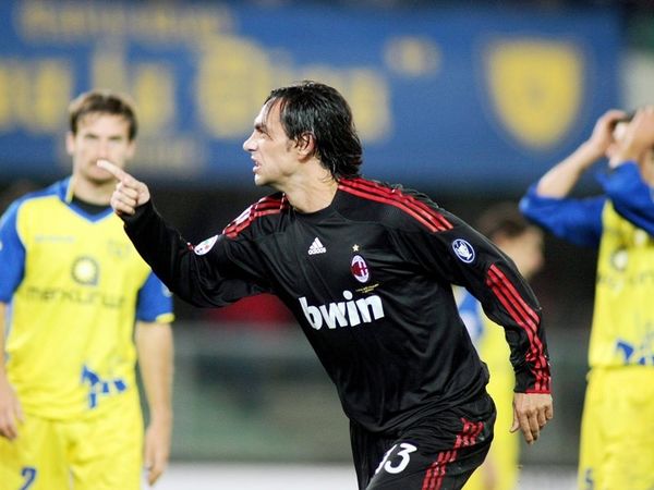 Παραμένει ο Νέστα