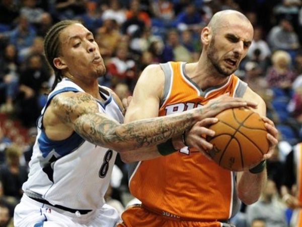 Τελευταίοι οι «λύκοι»