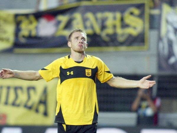 Στη λίστα ο Τσέζαρεκ