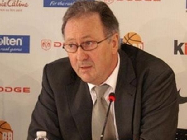 Ανέλαβε την Αγκόλα ο Γκομέζ