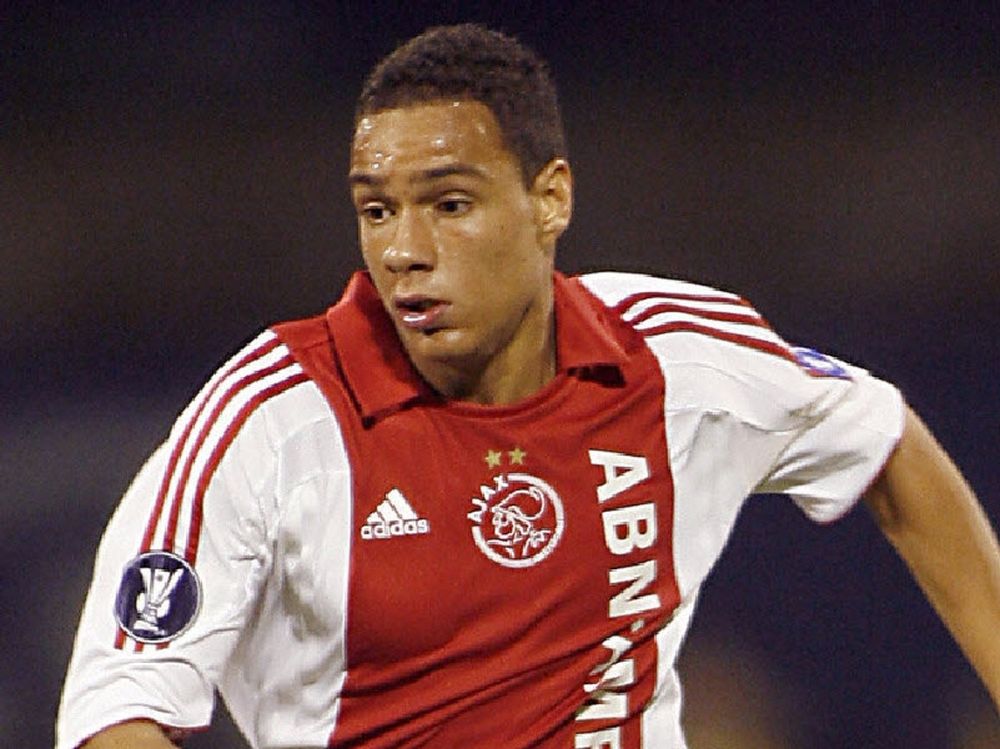 «Βλέπει» τον Φαν ντερ Βιλ