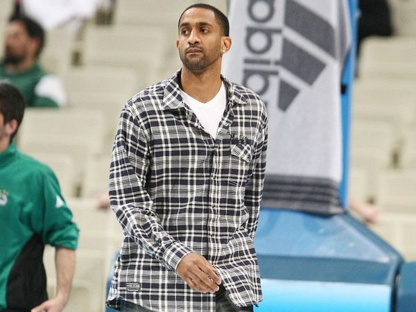 Εκτός μόνο ο Νίκολας