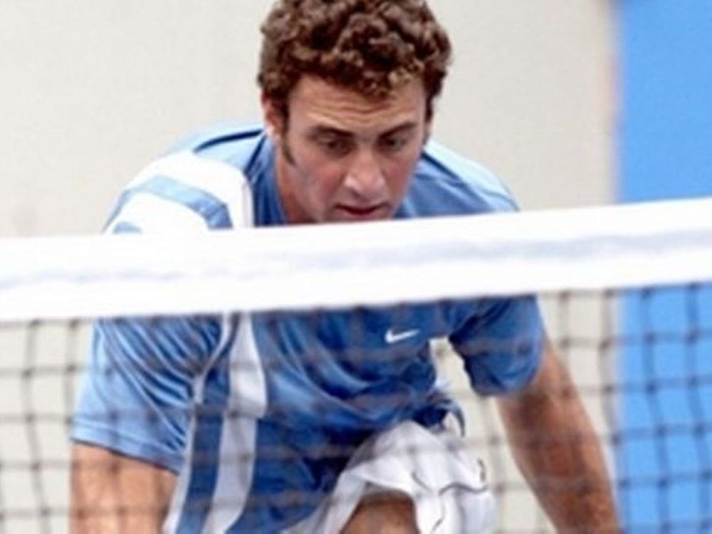 Ηττήθηκε ο Γιακούποβιτς