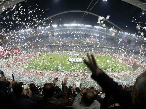 Αναστενάζουν τα γκολπόστ…