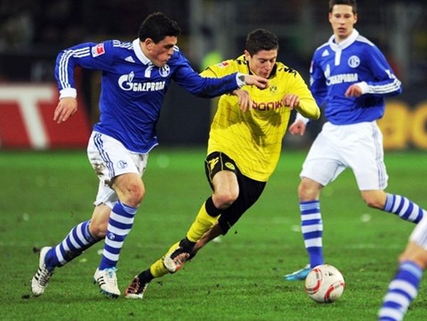 «Κανονιέρηδες» για Παπαδόπουλο