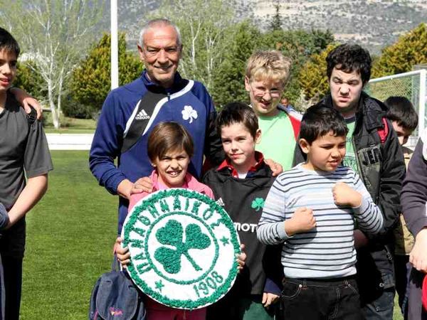 Γέμισε παιδιά η Παιανία (pics)